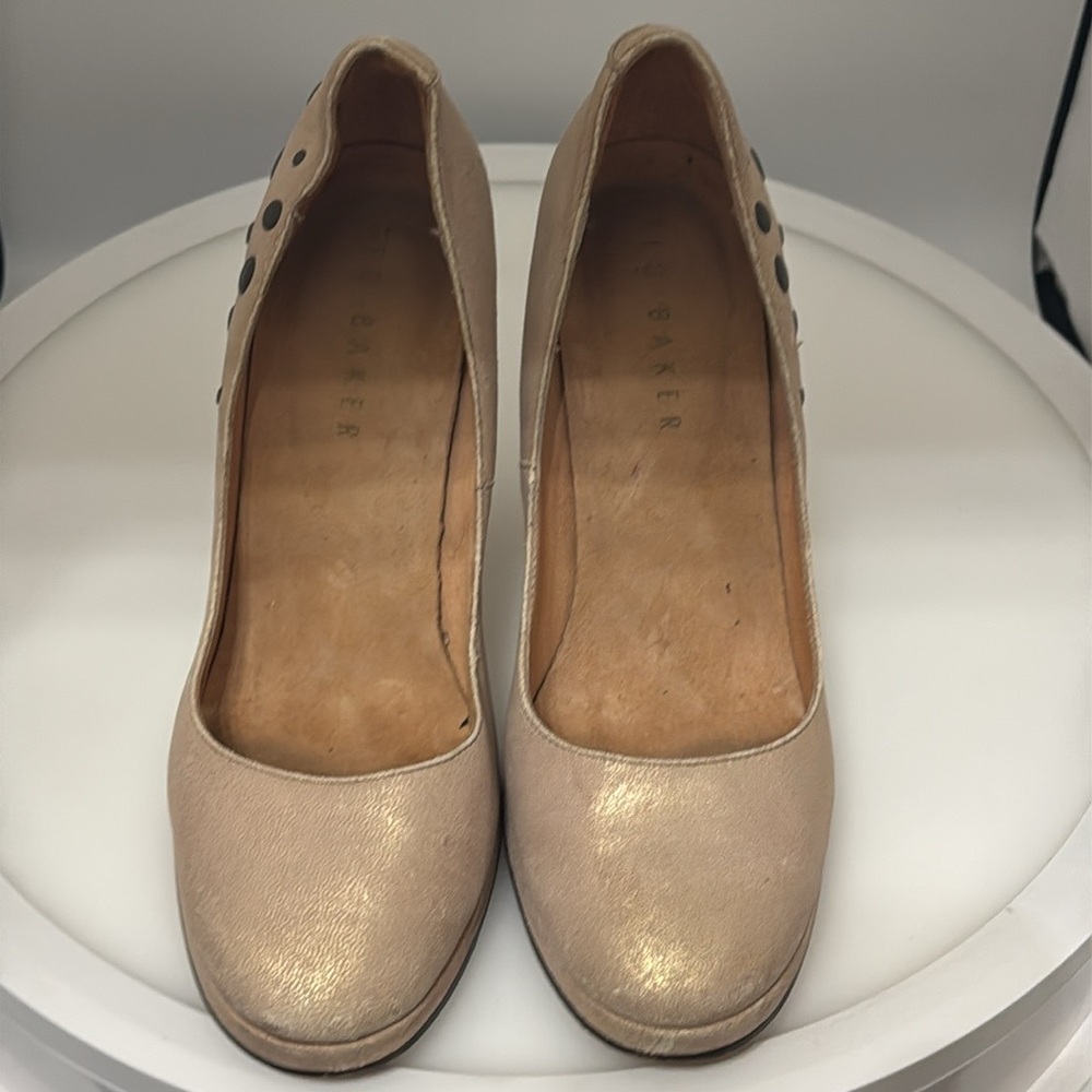Authentic Ted Baker Designer Studded Leather Heel… - image 3